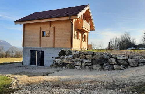 Belmont-Luthezieu Ski Chalet | Quiet chalet opposite Grand Colombier