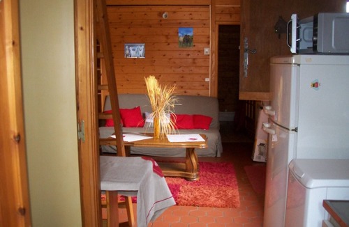 Saint-Sulpice-de-Grimbouville Ski Chalet | Quiet chalet in Normandy