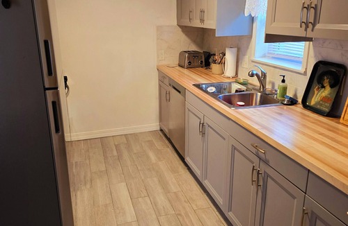 Kansas City House | Quiet Charm in Kansas City 4 bedrooms
