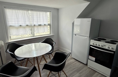 Palmerston Apartment | Quiet City Stay | Terrace, Parking, Self Check-In