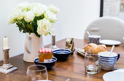 Kennington House | Quiet Classical/Modern Designer Garden Flat