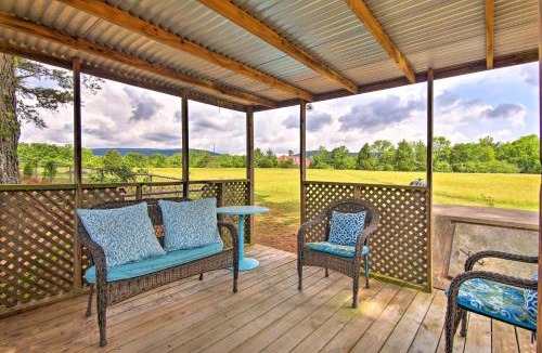 Clayton House | Quiet Clayton Home w/Mountain Views 4 Mi to Lake!