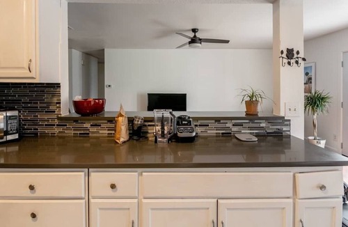 Franklin Park House | Quiet & Clean House w/ Patio! W/D, Parking, WiFi