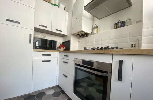 Saint-Jean Apartment | Quiet cocoon in the center of town