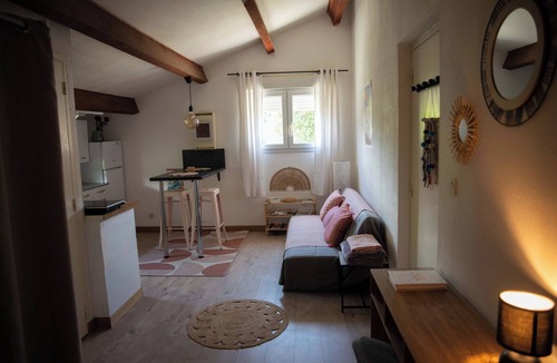 Panatieri Apartment | Quiet, cocooning apartment 1.2km from the center. Mountain and river views nearby