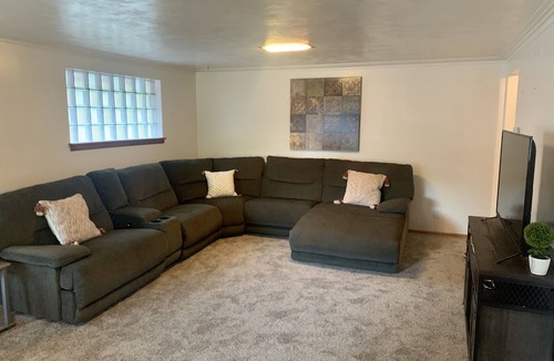 Idaho Falls House | Quiet Comfort- Adventures Start Here!