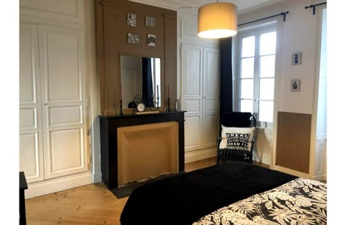 Bayeux Apartment | Quiet & comfortable downtown location + private parking