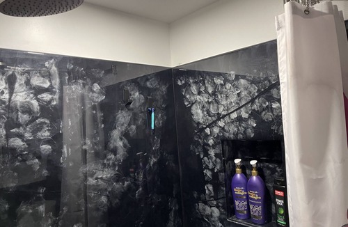 Jacksonville Apartment | Quiet comfortable suite with ensuite bathroom and work space