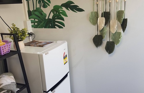 Caboolture House | QUIET COMFY PRIVATE TINY HOME