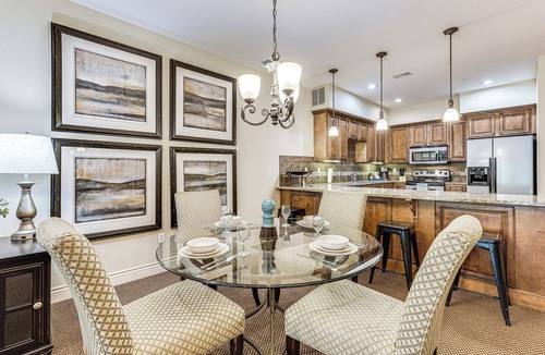 Branson Apartment | Quiet Condo w/Patio: 3 Mi to Dtwn Branson!