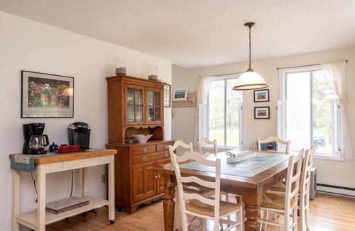 Katama House | Quiet Contemporary Cape In Katama