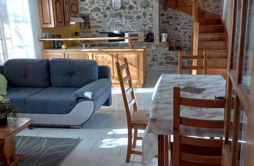 Peyrignac House | Quiet cottage