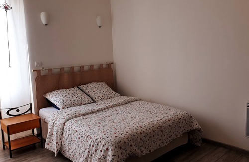 Lacour Apartment | Quiet cottage in Quercy