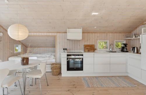 Bisserup House | Quiet Cottage Near Nature Water And Views