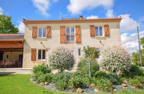 Bassoues House | Quiet cottage private pool and views