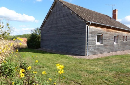 Isle-et-Bardais Cottage | Quiet cottage with pool, Tronçais Forest view