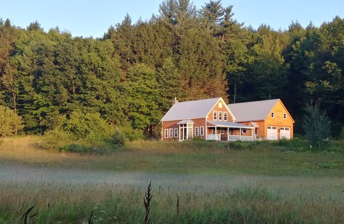 Rockingham Cottage | Quiet country cottage