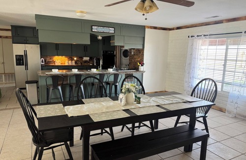 Los Chaves House | Quiet Country Getaway ,quiet, and spacious getaway
