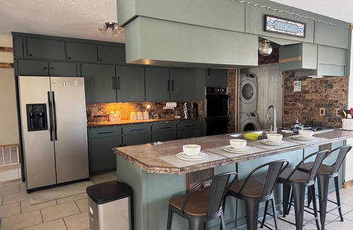 Los Chaves House | Quiet Country Getaway ,quiet, and spacious getaway
