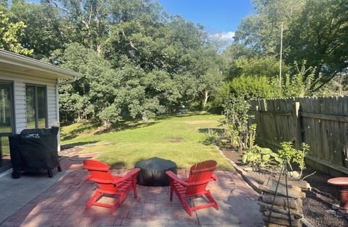 Bettendorf House | Quiet country home close to tbk sports complex