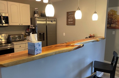 Bedford House | Quiet Country Home @ Dragonfly Ridge - Bring Pets!