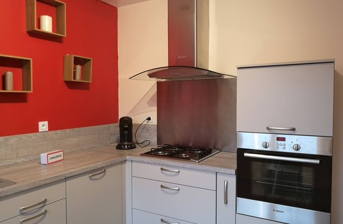 Jonquieres House | Quiet country house 2 km from the village and 10 min from Orange