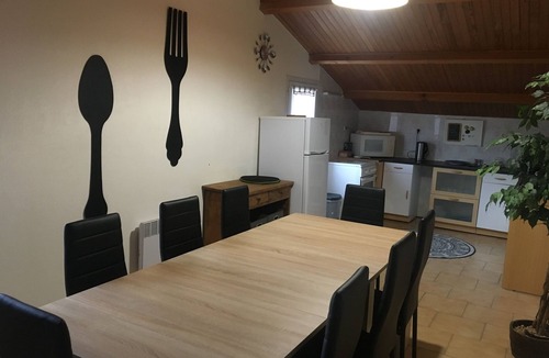 Tauriers Apartment | Quiet country house with swimming pool, ideal location.