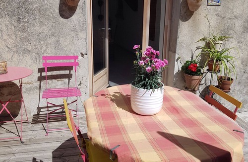 Montjoux House | Quiet country property