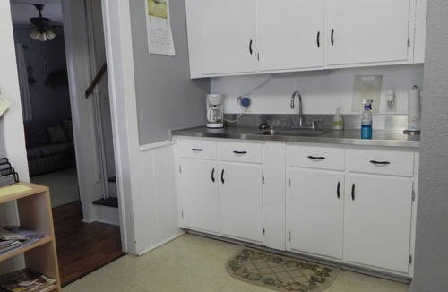 Ripley Apartment | Quiet, country setting on a working grape farm.