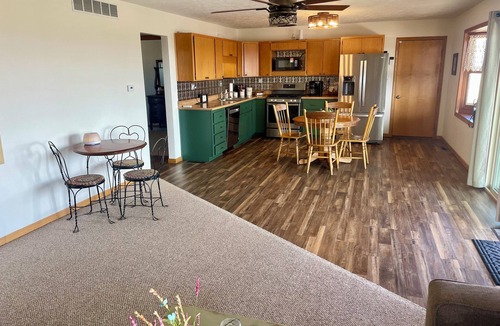 Salina House | Quiet Country Stay Near I-70 & Salina