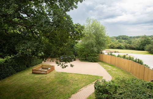 Mayfield House | Quiet countryside family friendly home, Five Ashes