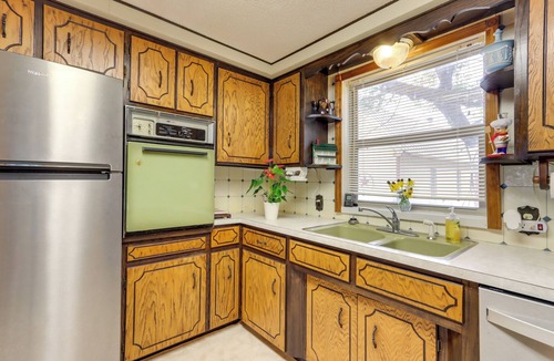 Weaubleau House | Quiet Countryside Weaubleau Home w/Patio & Grill!