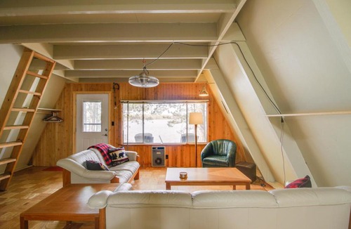 Deer River House | Quiet Deer River Cabin w/Dock + Lake View!