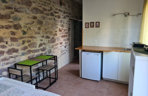 Le Bousquet-d'Orb Villa | Quiet, detached 22m2 studio on garden level!