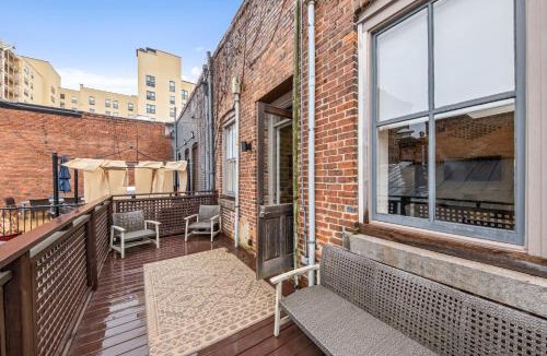 Macon Apartment | Quiet Downtown Loft - Walk to Dining and Coffee
