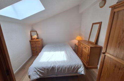 Abondance Apartment | Quiet duplex with mountain view in Abondance