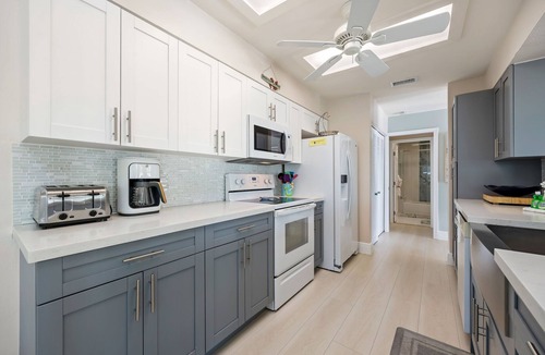 Sanibel House | Quiet East end Beach House, recently renovated both inside and out.