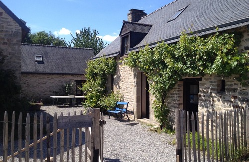 Inzinzac-Lochrist Cottage | Quiet, eco-friendly gîte