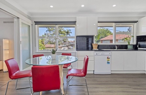 Merrylands House | Quiet Elevated Serene Home (Top)