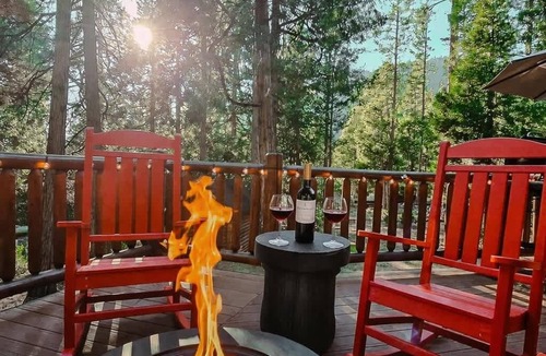 Fern Valley Cabin | Quiet Escape | Fireplace, Fire Pit & Views