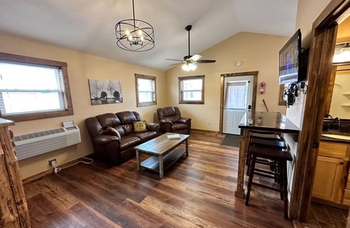 Attica Villa | QUIET EXHAUST - 2 Bedroom Efficiency Luxury Cabin