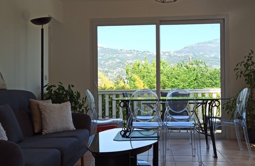 Carros Villa | Quiet family home