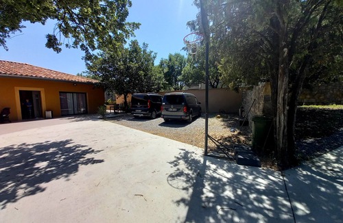 Les Vans Villa | Quiet family villa with pool