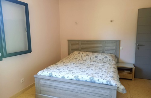 Les Vans Villa | Quiet family villa with pool