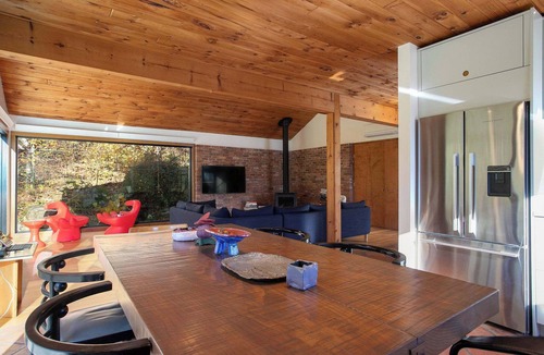 Monterey House | Quiet Forest Modern Getaway