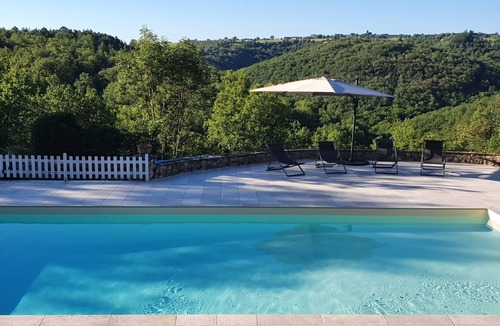 Laval Cottage | Quiet, fully-equipped gîte for 6 people