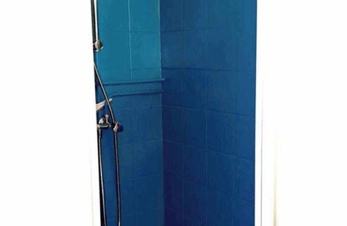 Cote Est Soquence Apartment | Quiet, functional city-center studio