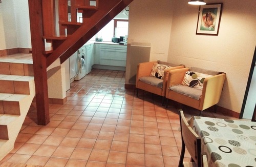 Berrien House | Quiet gîte for 4 people