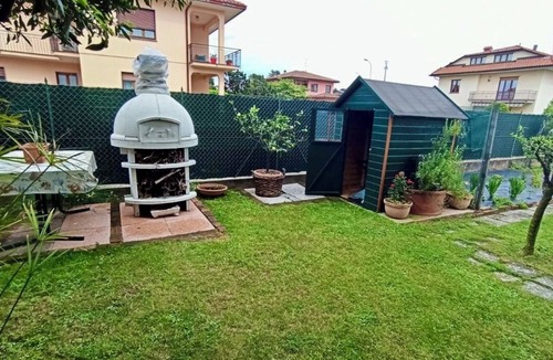 Lurate Caccivio Apartment | Quiet Garden Studio near Como