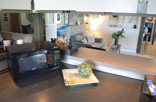 Wooldridge Cottage | Quiet Getaway - 3 Bedroom Cottage in the Countryside (sleeps 8)
